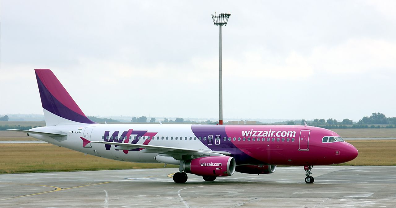 Wizz Air Airbus A320-200 Airport Budapest