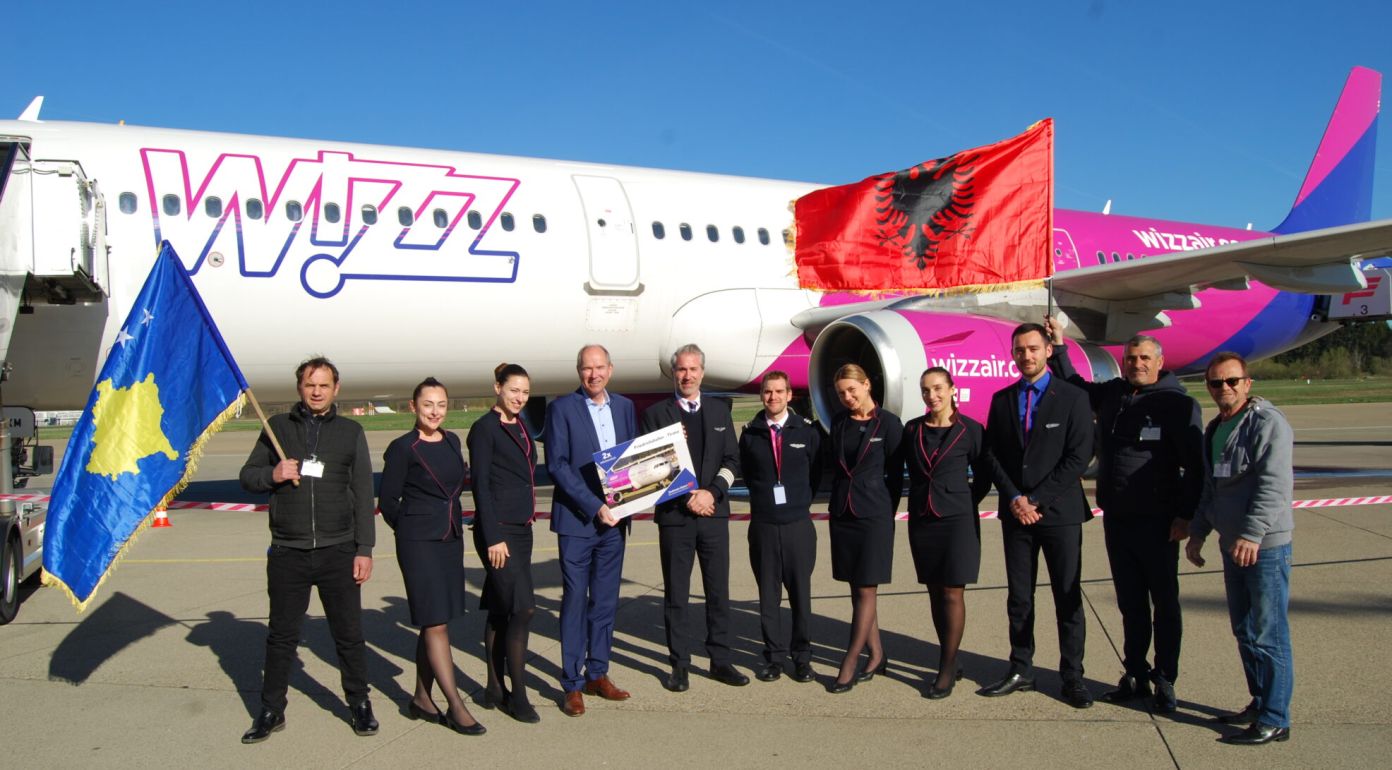 Wizz Air, Airbus A-321, Friedrichshafen, Bodensee-Airport